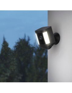 Ring Spotlight Cam Plus Battery Caja Cámara De Seguridad... 2