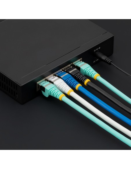 Cable 5m Ethernet Cat6a Negro