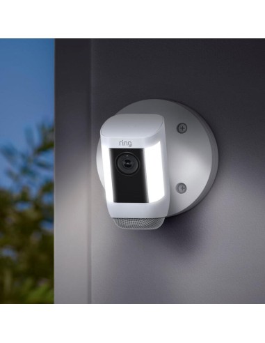 Ring Spotlight Cam Pro Plug-in Cámara De...